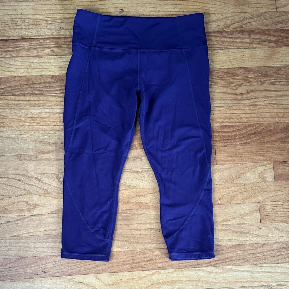 Athleta Cropped purple leggings